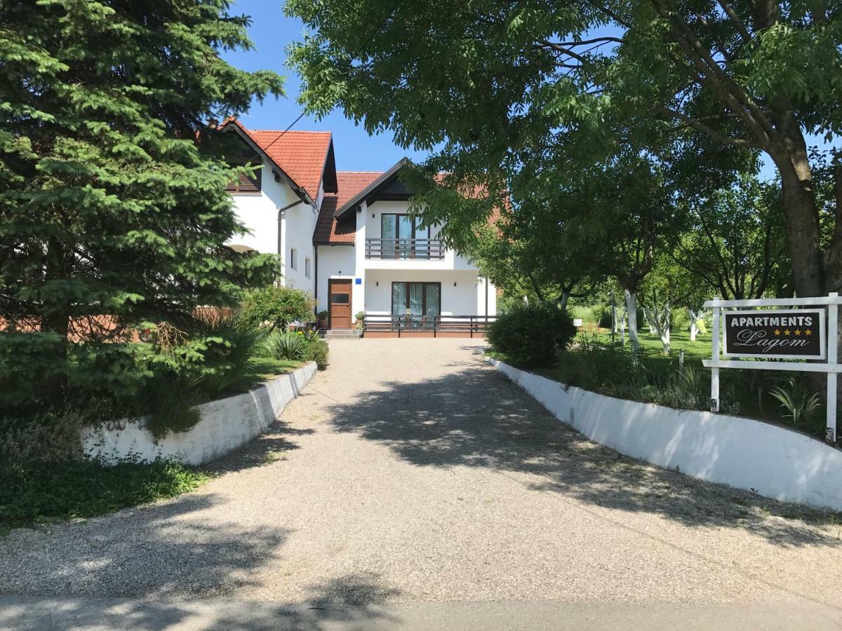 Lagom Apartments Dreznik Grad Luaran gambar
